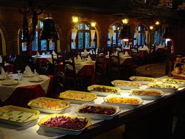 Hotel Restaurant Bujtina E Gjelit Tirana Exterior foto